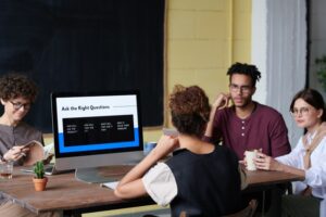 Kiedy powiedzieć w pracy o ciąży?